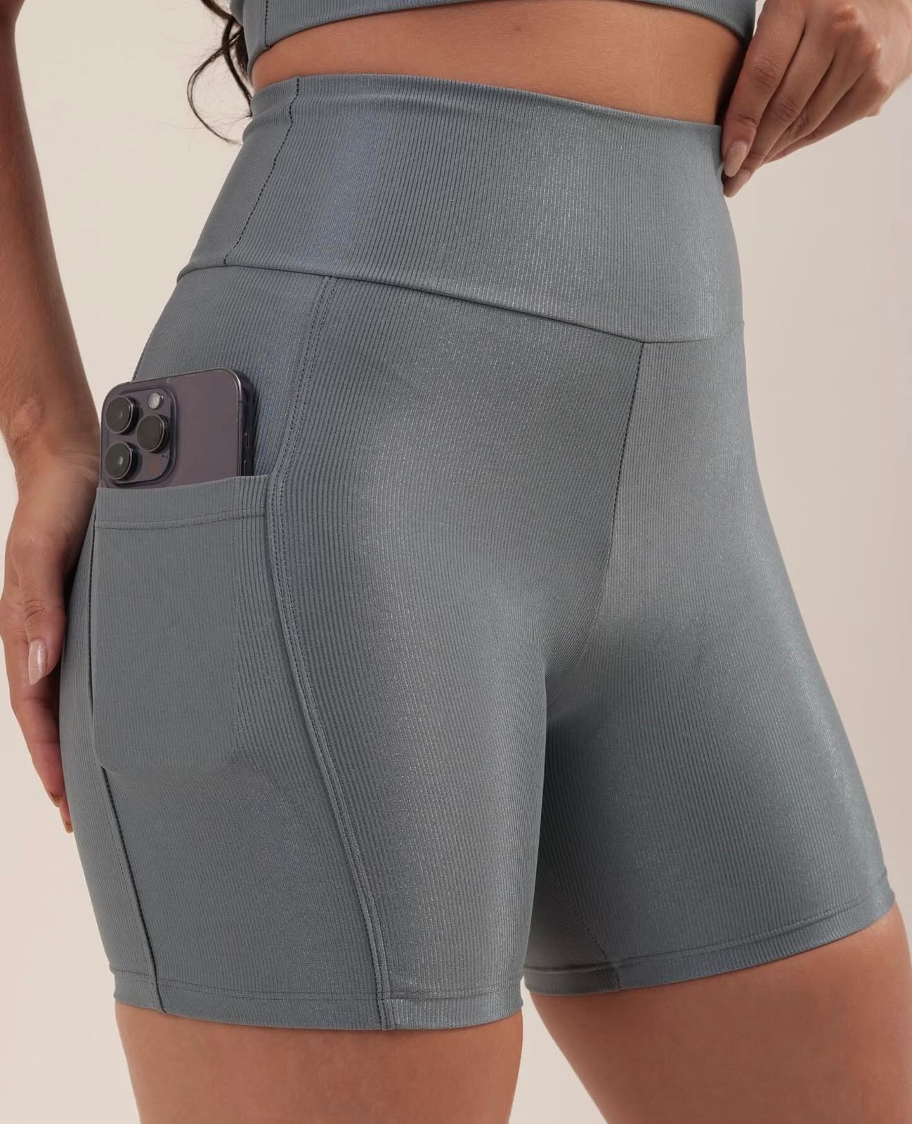 Shorts caneladinho